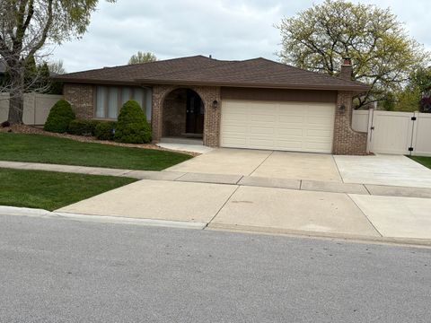Tiny photo for 8320 Heather Lane, Tinley Park, IL 60477 (MLS # 12608082)