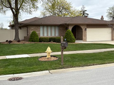 Tiny photo for 8320 Heather Lane, Tinley Park, IL 60477 (MLS # 12608082)