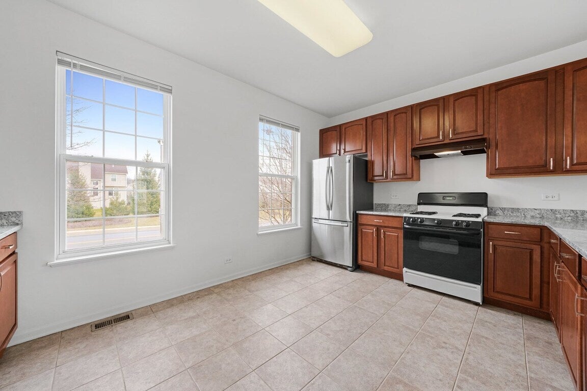 760 Lambert Lane 96-1