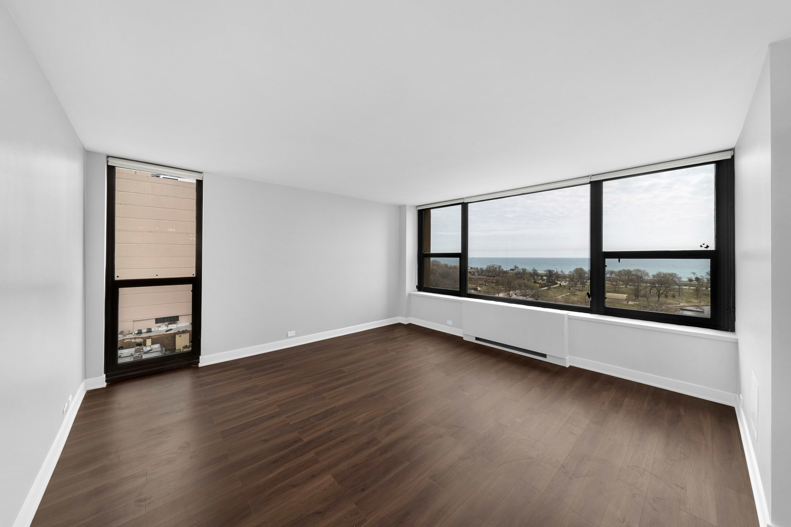 1850 N Clark Street 1202