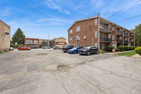 Tiny photo for 6255 S Mason Avenue #2A, Chicago, IL 60638 (MLS # 12642208)