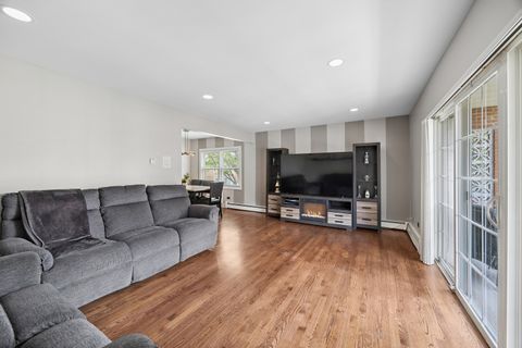 Tiny photo for 6255 S Mason Avenue #2A, Chicago, IL 60638 (MLS # 12642208)