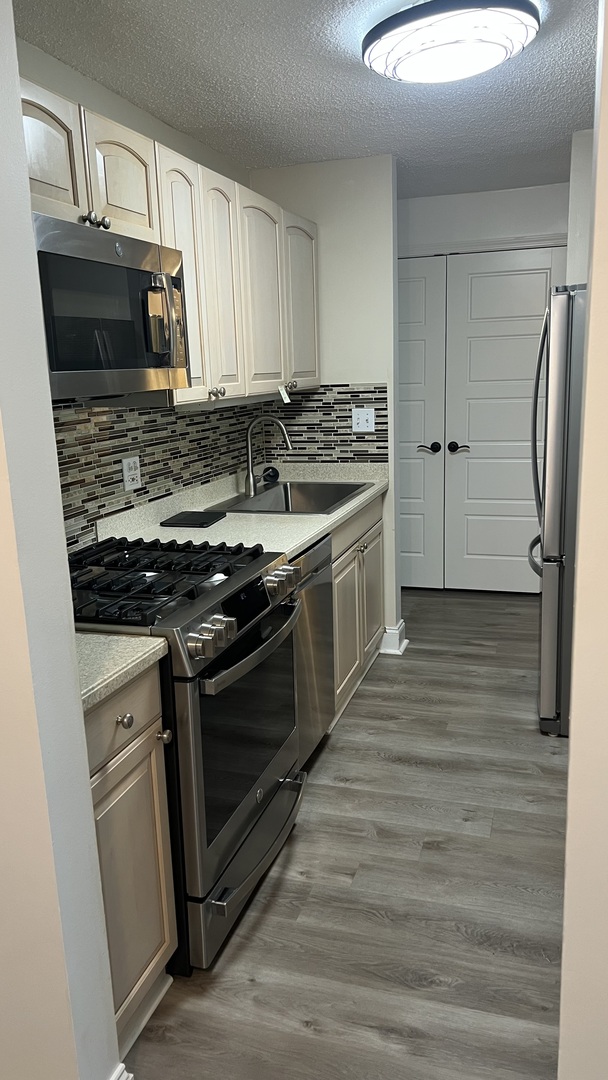 1227 S Old Wilke Road 406