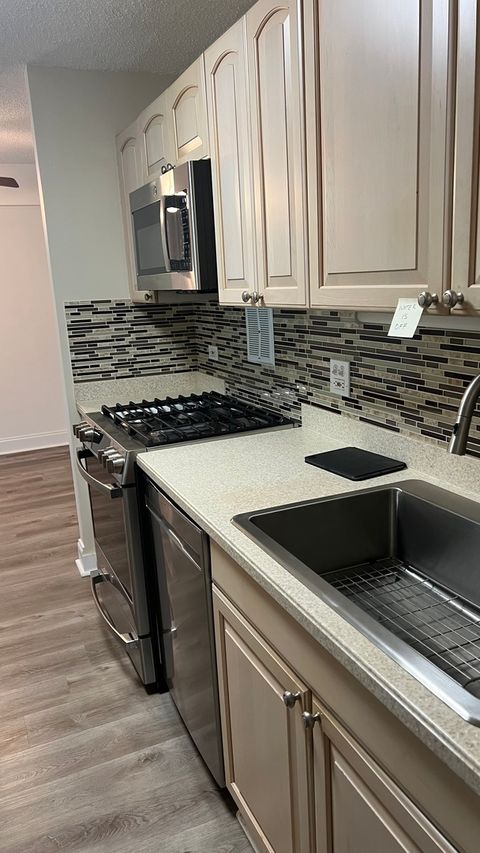 Tiny photo for 1227 S Old Wilke Road #406, Arlington Heights, IL 60005 (MLS # 12652289)