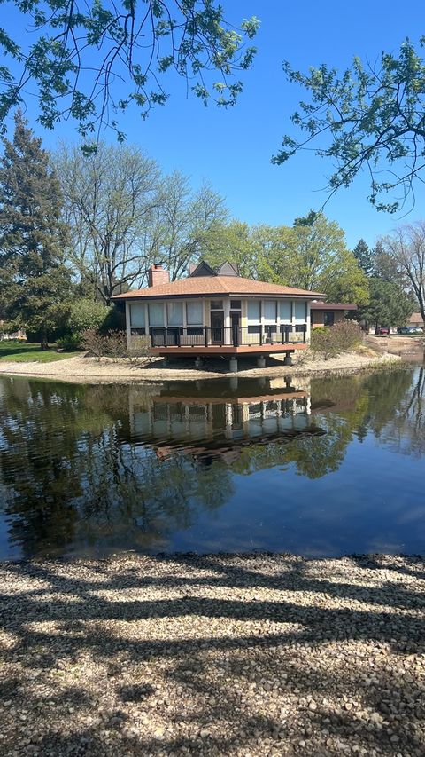 Tiny photo for 1227 S Old Wilke Road #406, Arlington Heights, IL 60005 (MLS # 12652289)