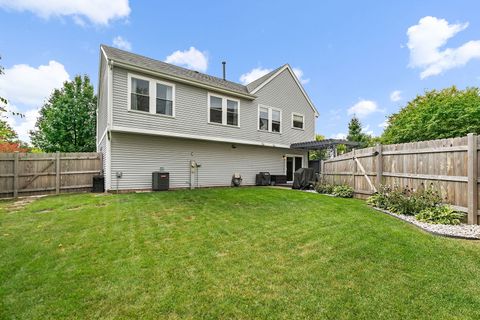 Tiny photo for 1655 Kennsington Lane, Crystal Lake, IL 60014 (MLS # 12480253)