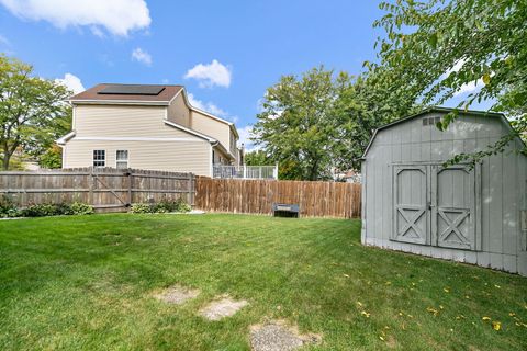 Tiny photo for 1655 Kennsington Lane, Crystal Lake, IL 60014 (MLS # 12480253)