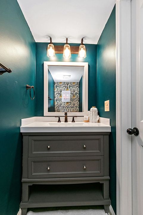 Tiny photo for 1655 Kennsington Lane, Crystal Lake, IL 60014 (MLS # 12480253)