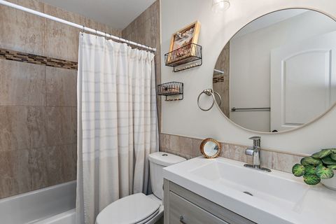 Tiny photo for 1655 Kennsington Lane, Crystal Lake, IL 60014 (MLS # 12480253)