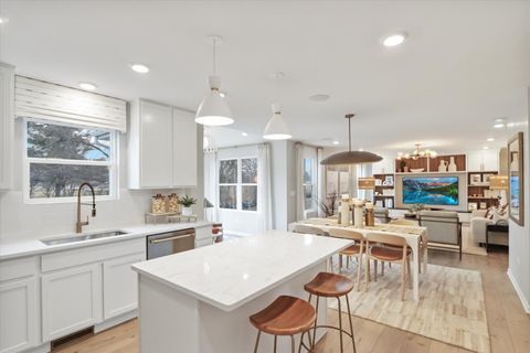 Tiny photo for 136 Piper Glen Avenue, Oswego, IL 60543 (MLS # 12588641)