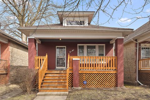 Tiny photo for 7431 S Perry Avenue, Chicago, IL 60621 (MLS # 12505371)