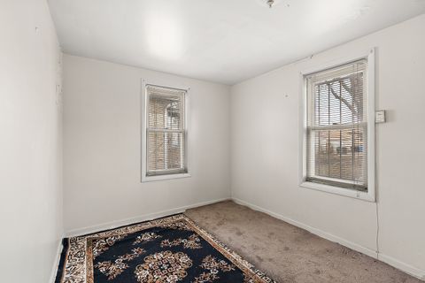Tiny photo for 7431 S Perry Avenue, Chicago, IL 60621 (MLS # 12505371)