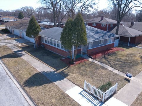 A home in Dolton