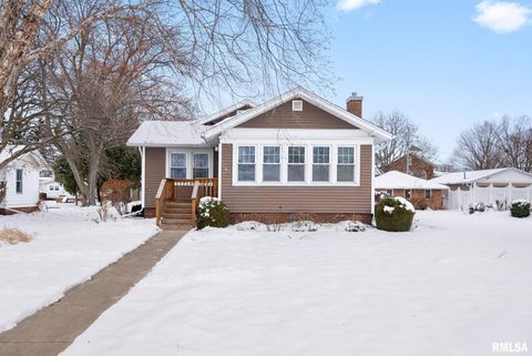 Photo of 202 W WILLIAMS Street, Atkinson, IL 61235 (MLS # QC4269958)