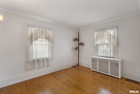 Tiny photo for 202 W WILLIAMS Street, Atkinson, IL 61235 (MLS # QC4269958)