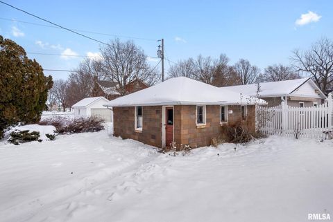 Tiny photo for 202 W WILLIAMS Street, Atkinson, IL 61235 (MLS # QC4269958)
