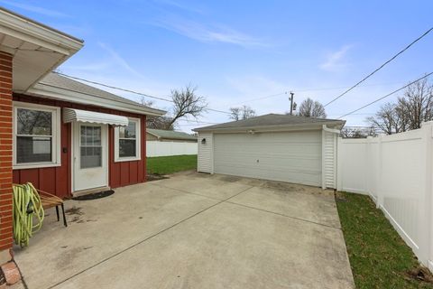 Tiny photo for 313 N Lombard Avenue, Lombard, IL 60148 (MLS # 12601157)