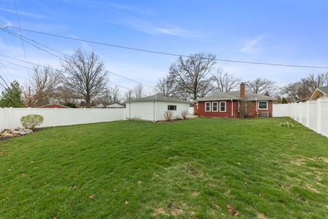 Tiny photo for 313 N Lombard Avenue, Lombard, IL 60148 (MLS # 12601157)