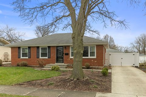 Tiny photo for 313 N Lombard Avenue, Lombard, IL 60148 (MLS # 12601157)