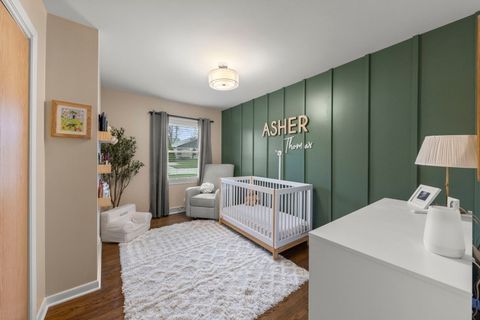 Tiny photo for 313 N Lombard Avenue, Lombard, IL 60148 (MLS # 12601157)