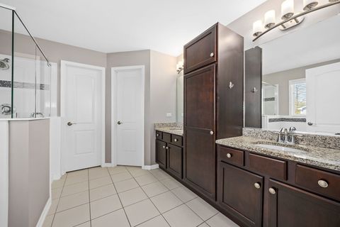 Tiny photo for 8724 Coventry Drive, Woodridge, IL 60517 (MLS # 12605082)