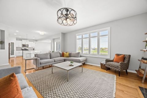 Tiny photo for 8724 Coventry Drive, Woodridge, IL 60517 (MLS # 12605082)