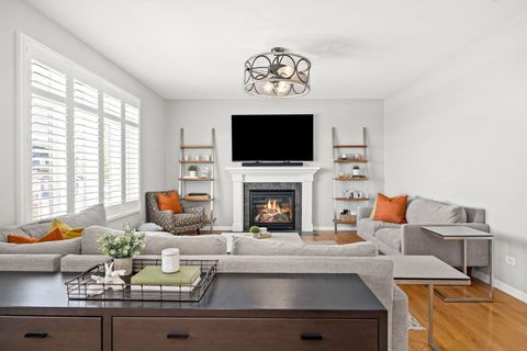 Tiny photo for 8724 Coventry Drive, Woodridge, IL 60517 (MLS # 12605082)