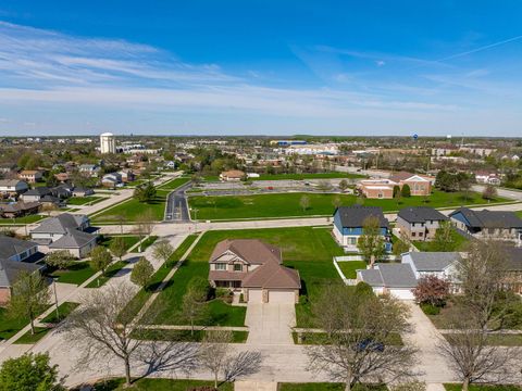 Tiny photo for 8724 Coventry Drive, Woodridge, IL 60517 (MLS # 12605082)