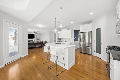 Tiny photo for 8724 Coventry Drive, Woodridge, IL 60517 (MLS # 12605082)