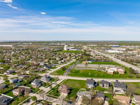 Tiny photo for 8724 Coventry Drive, Woodridge, IL 60517 (MLS # 12605082)