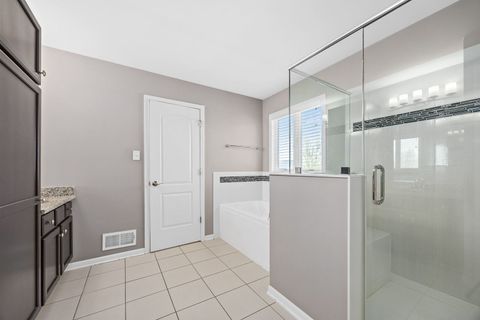 Tiny photo for 8724 Coventry Drive, Woodridge, IL 60517 (MLS # 12605082)