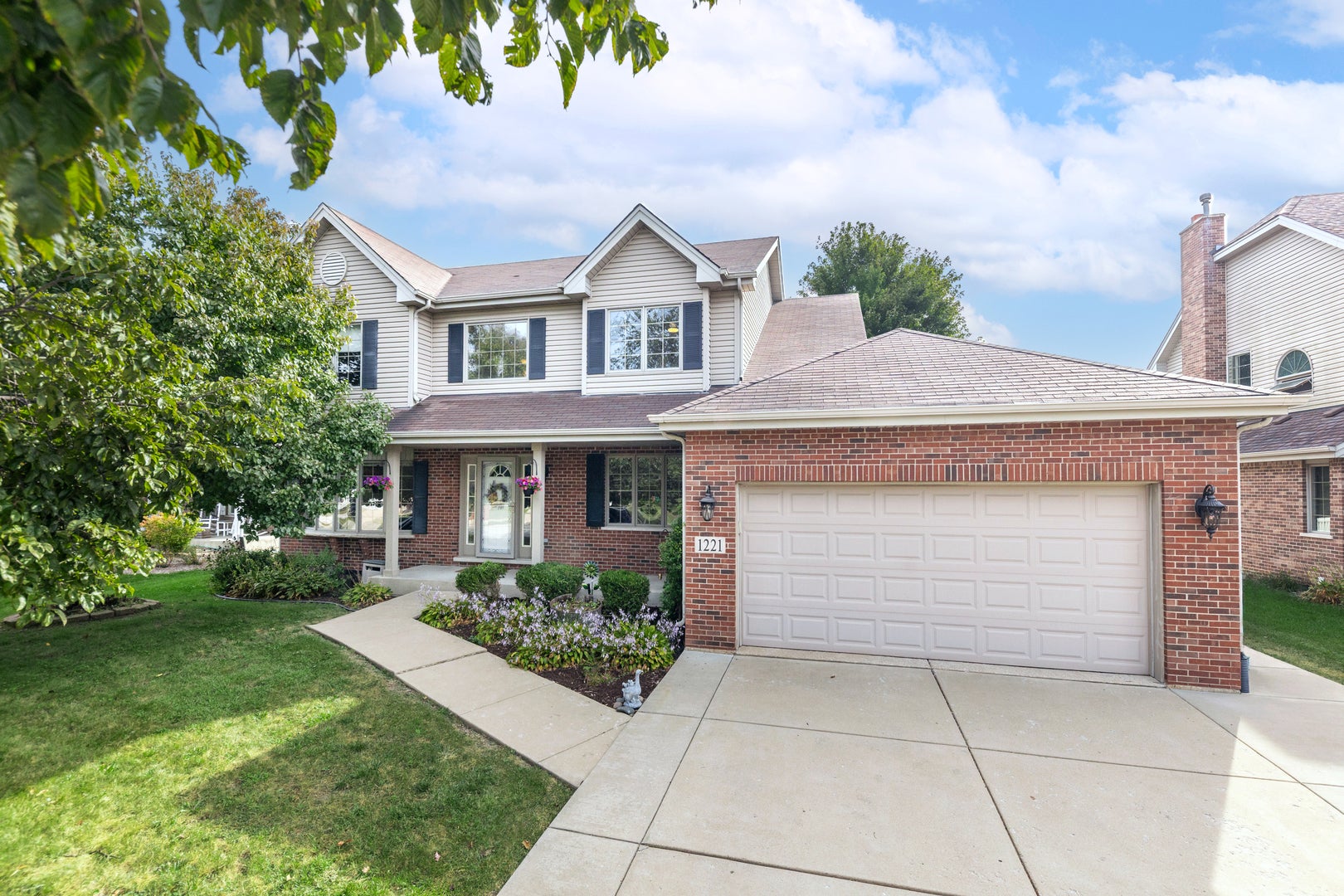 1221 Monmouth Drive