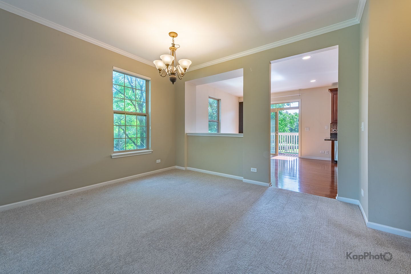 27W708 N Meadowview Drive