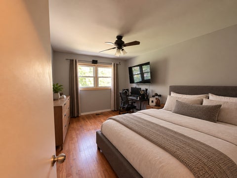 Tiny photo for 460 Falcon Ridge Way, Bolingbrook, IL 60440 (MLS # 12778837)