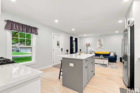 Tiny photo for 2321 Carriage Lane, Lindenhurst, IL 60046 (MLS # 12756968)