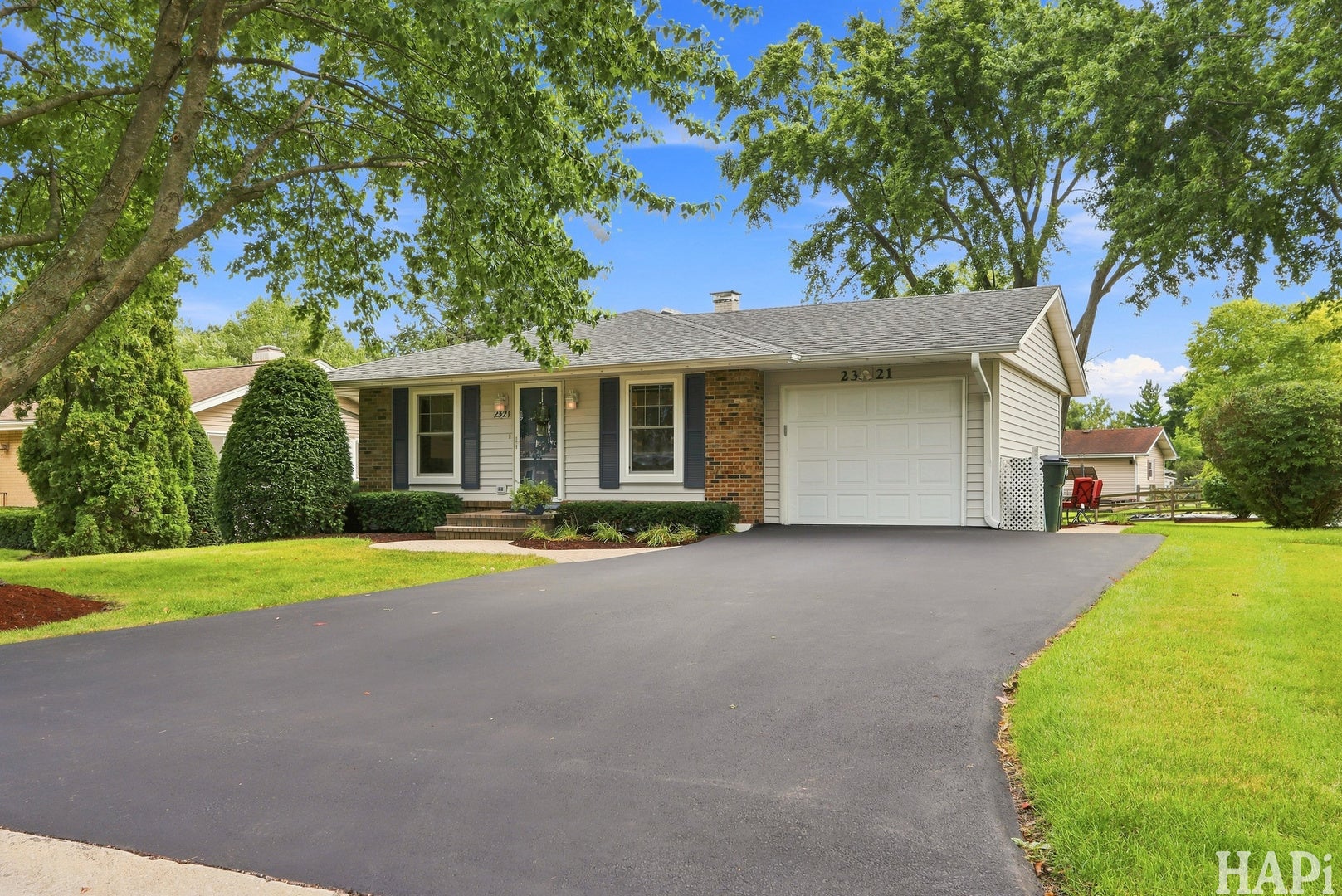 2321 Carriage Lane