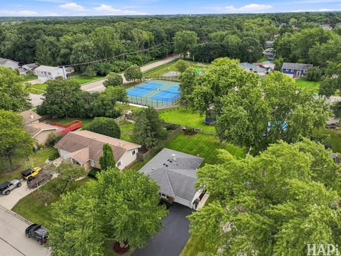 Tiny photo for 2321 Carriage Lane, Lindenhurst, IL 60046 (MLS # 12756968)