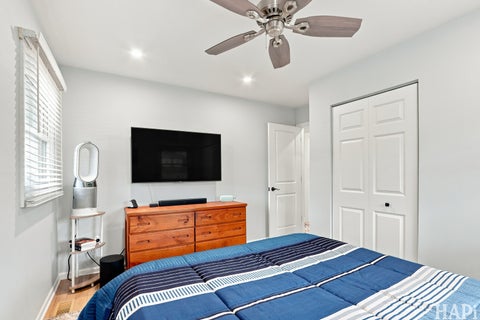 Tiny photo for 2321 Carriage Lane, Lindenhurst, IL 60046 (MLS # 12756968)