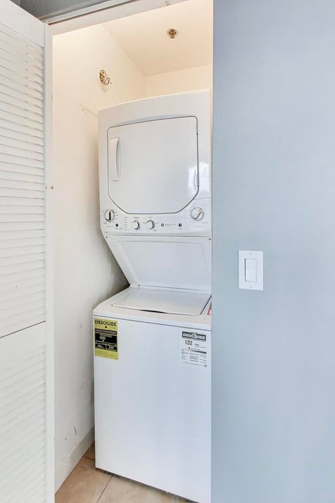 Tiny photo for 737 W WASHINGTON Boulevard #1109, Chicago, IL 60661 (MLS # 12744875)