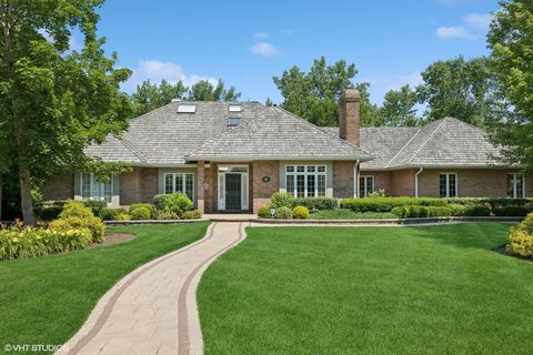 114 Camelot Lane Libertyville IL 60048