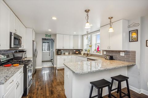 Tiny photo for 3647 Euclid Avenue, Berwyn, IL 60402 (MLS # 12621892)