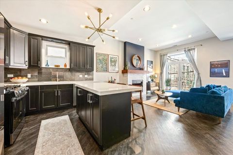 Tiny photo for 2527 W Chicago Avenue #2, Chicago, IL 60622 (MLS # 12583622)