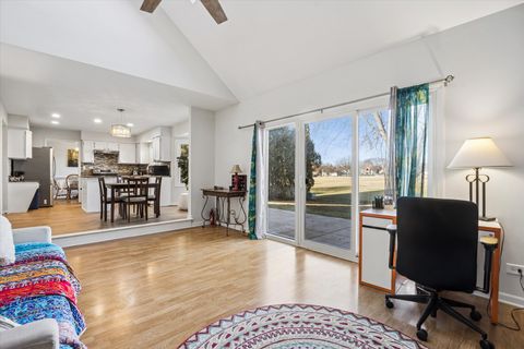 Tiny photo for 461 Breckenridge Drive, Aurora, IL 60504 (MLS # 12578935)