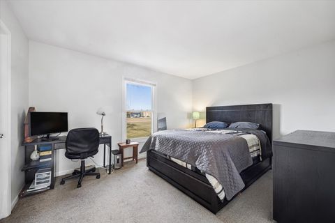 Tiny photo for 461 Breckenridge Drive, Aurora, IL 60504 (MLS # 12578935)