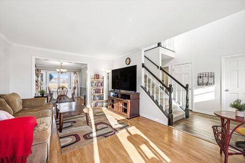 Tiny photo for 461 Breckenridge Drive, Aurora, IL 60504 (MLS # 12578935)