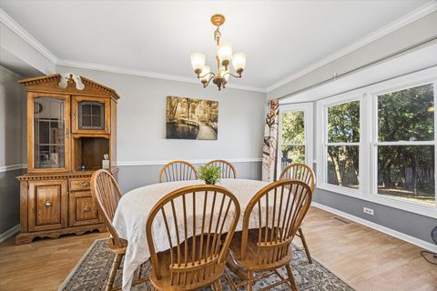 Tiny photo for 461 Breckenridge Drive, Aurora, IL 60504 (MLS # 12578935)