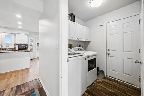 Tiny photo for 461 Breckenridge Drive, Aurora, IL 60504 (MLS # 12578935)