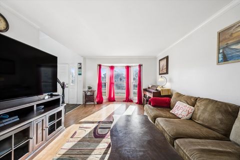 Tiny photo for 461 Breckenridge Drive, Aurora, IL 60504 (MLS # 12578935)