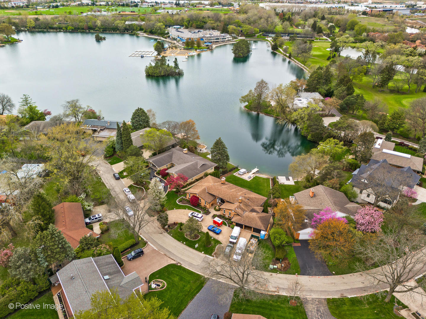 2101 Valley Lo Lane