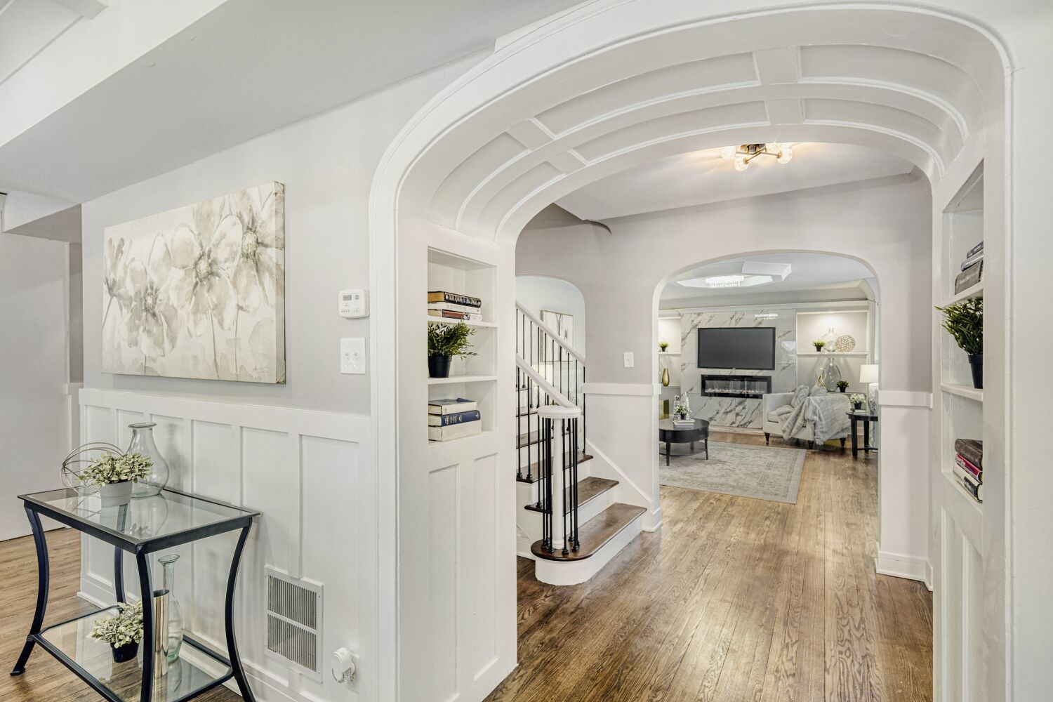 9001 S Claremont Avenue